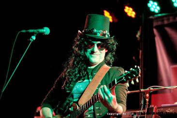 rocksox-schwarz-weisse-ballnacht2017-06.jpg